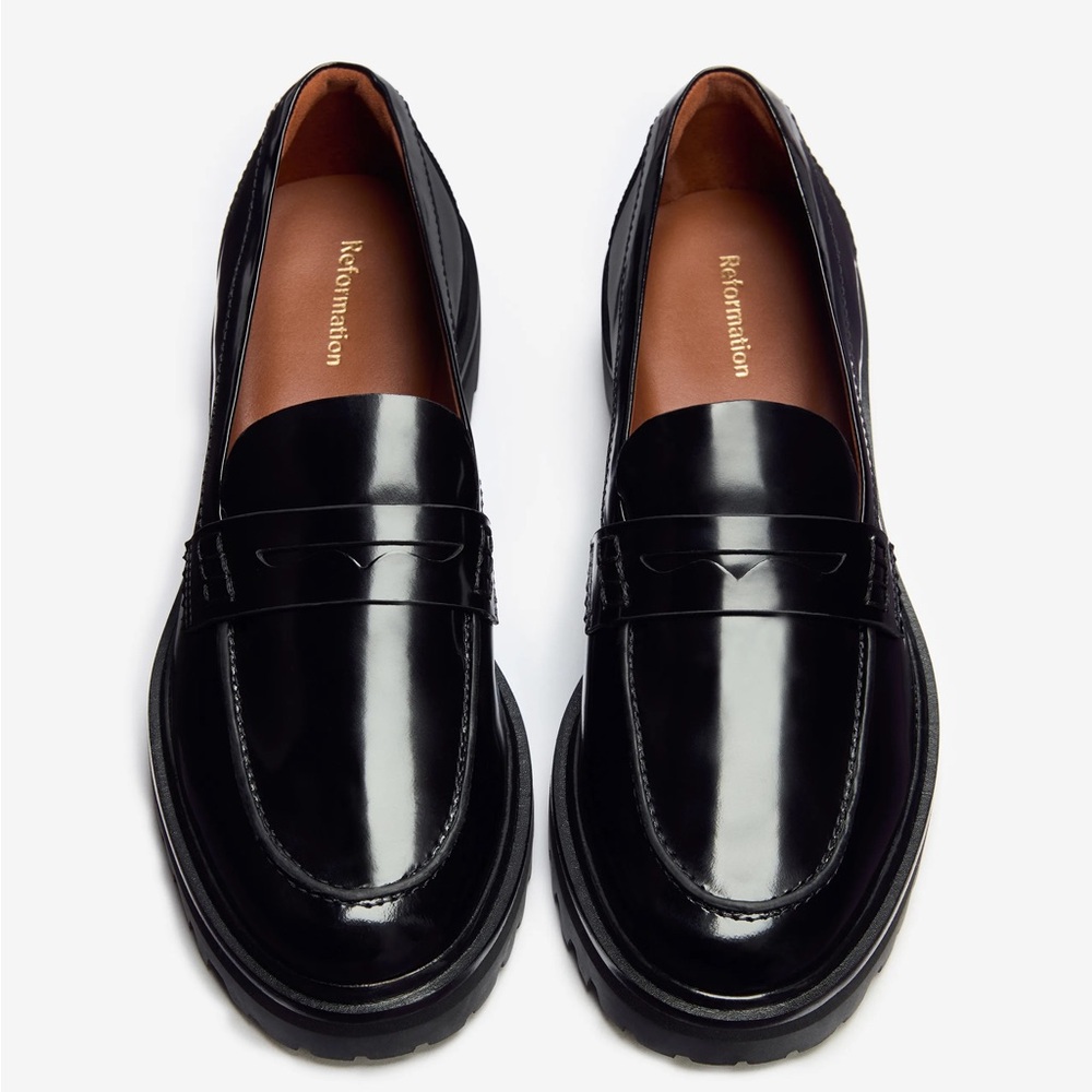 Reformation Agathea Chunky Loafer - size 6